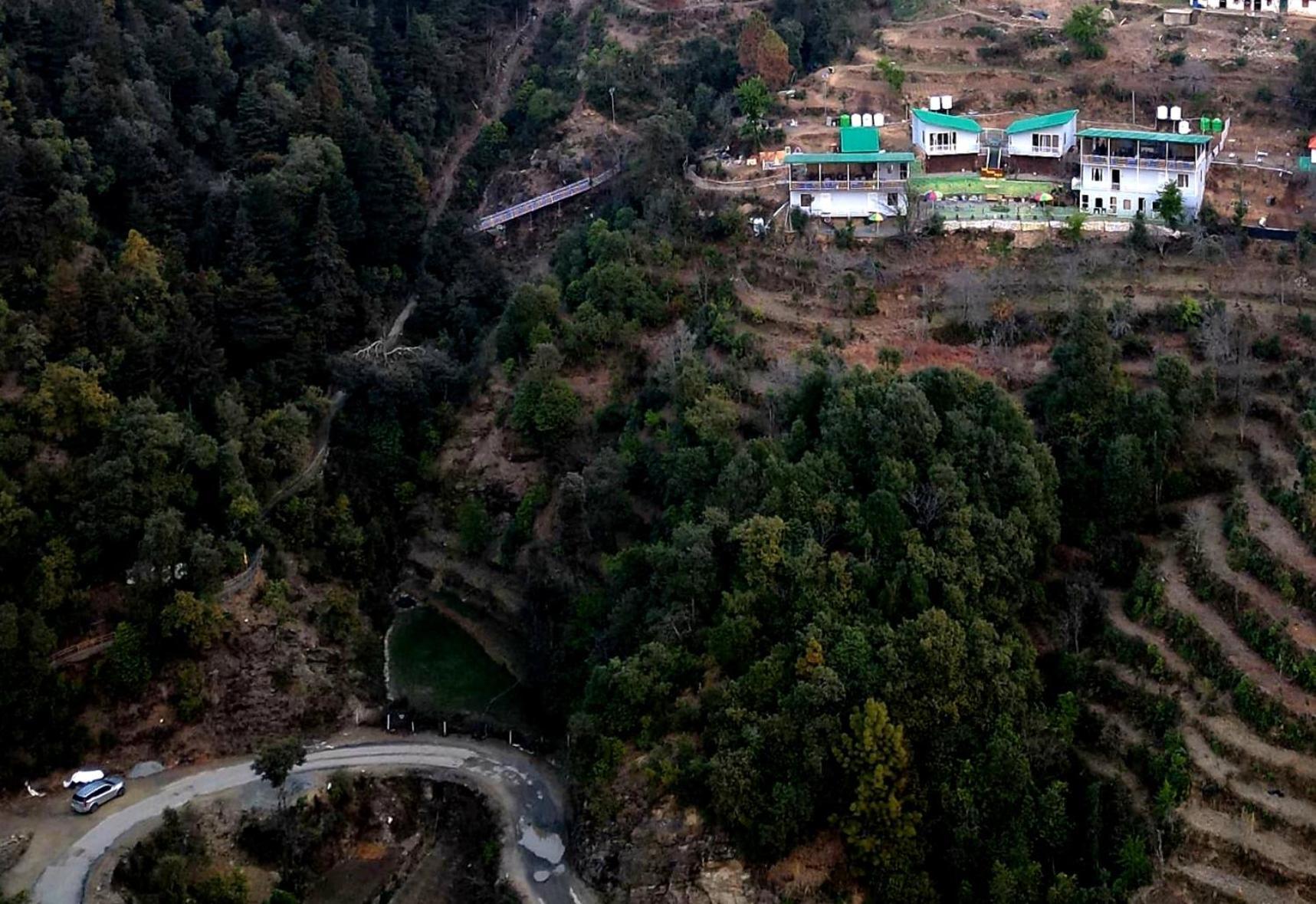 The Rare One'S Mukteshwar - Resort & Cafe Bagian luar foto