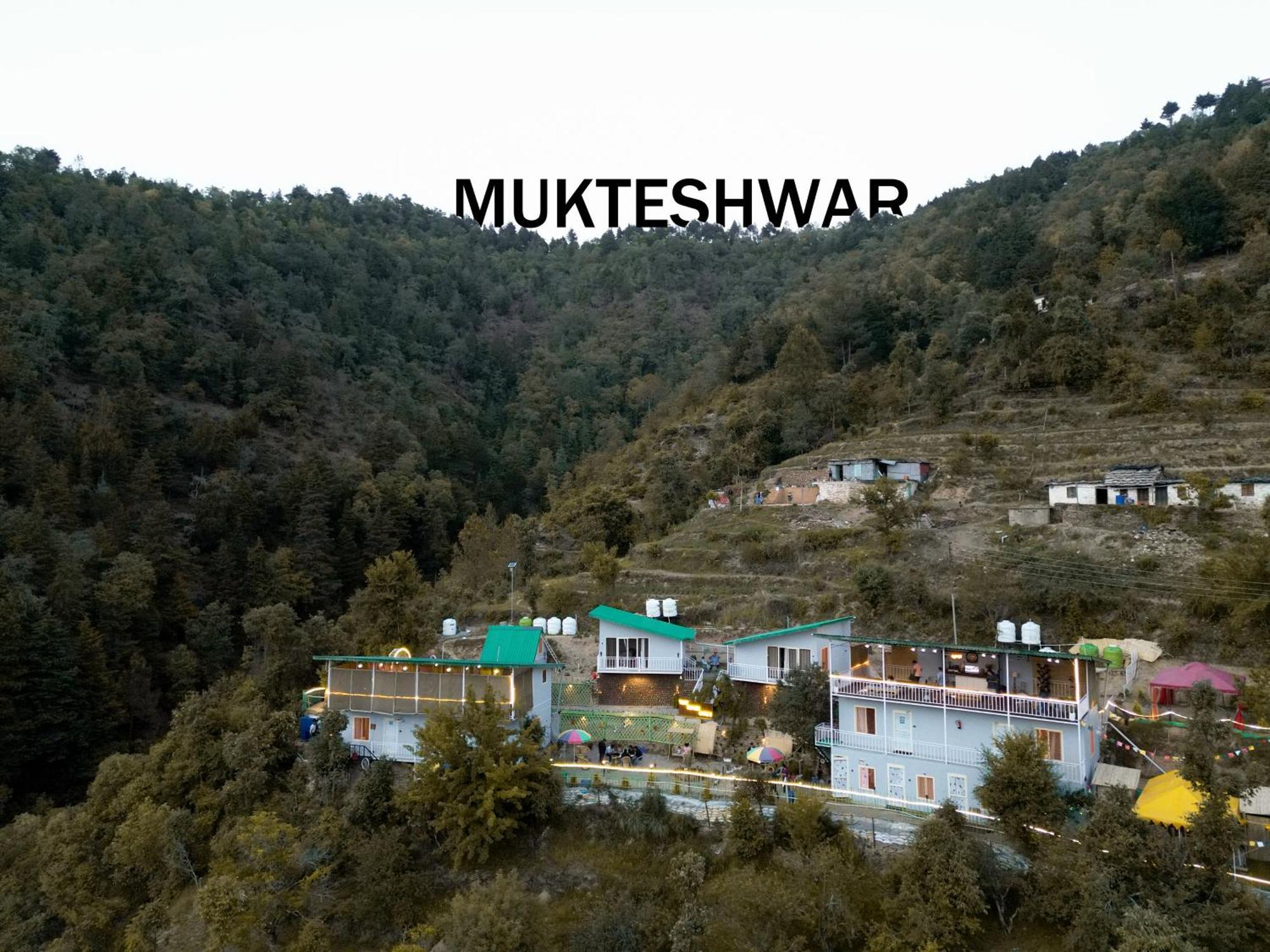 The Rare One'S Mukteshwar - Resort & Cafe Bagian luar foto