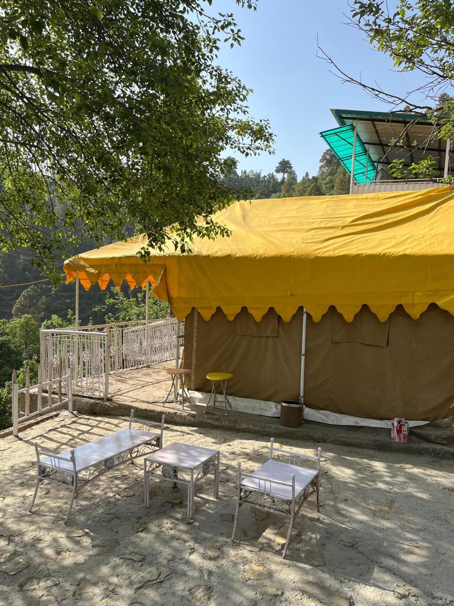 The Rare One'S Mukteshwar - Resort & Cafe Bagian luar foto